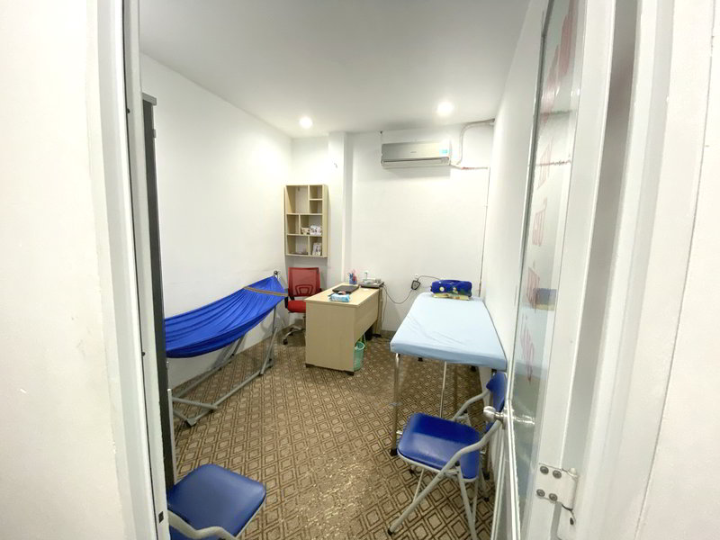 Phòng đo ngủ tại Trợ thính An Khang Đà Nẵng có trang bị võng giúp bé dễ dàng đi vào giấc ngủ